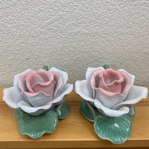 Pair of Ceramic Rose Flower Candle Holders - Picture 5 of 16